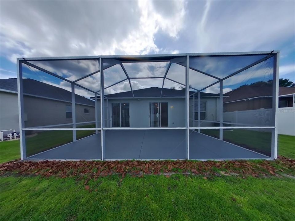 合同活跃: $2,029 (3 贝兹, 2 浴室, 1398 平方英尺)