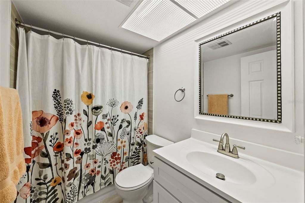 На продажу: $399,000 (2 спален, 2 ванн, 1697 Квадратных фут)