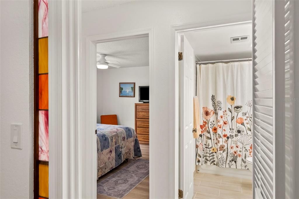 На продажу: $399,000 (2 спален, 2 ванн, 1697 Квадратных фут)