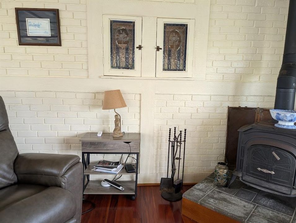 待售: $475,000 (3 贝兹, 1 浴室, 1203 平方英尺)