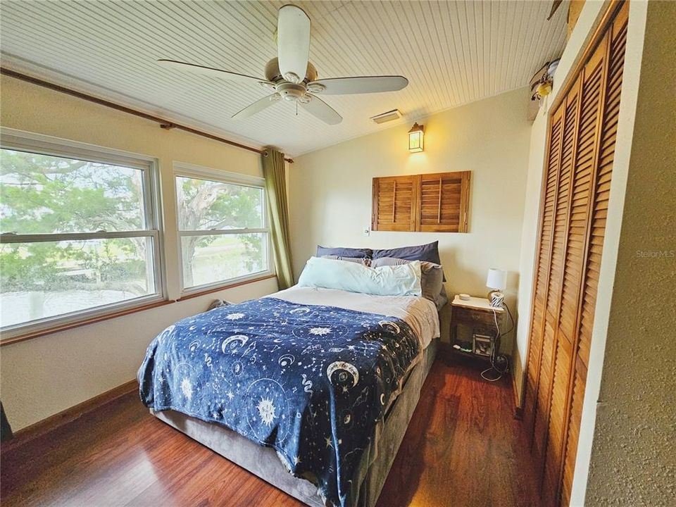 待售: $475,000 (3 贝兹, 1 浴室, 1203 平方英尺)