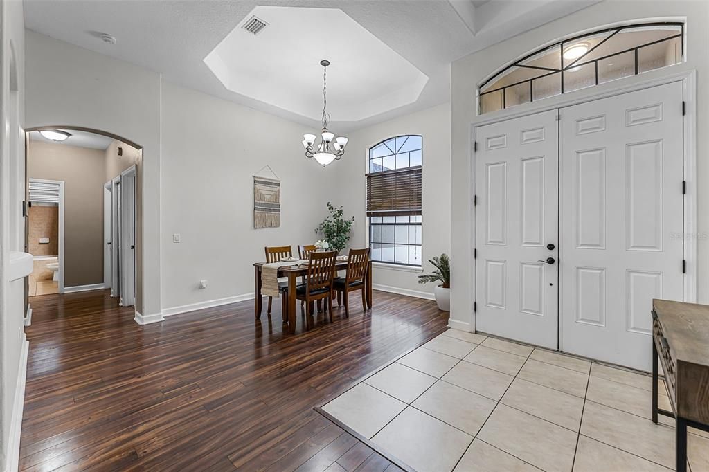 待售: $450,000 (4 贝兹, 2 浴室, 2366 平方英尺)