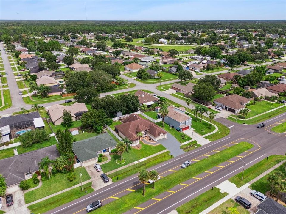 待售: $450,000 (4 贝兹, 2 浴室, 2366 平方英尺)