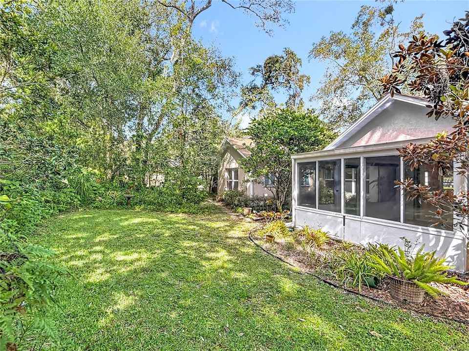 合同活跃: $275,000 (2 贝兹, 2 浴室, 1413 平方英尺)