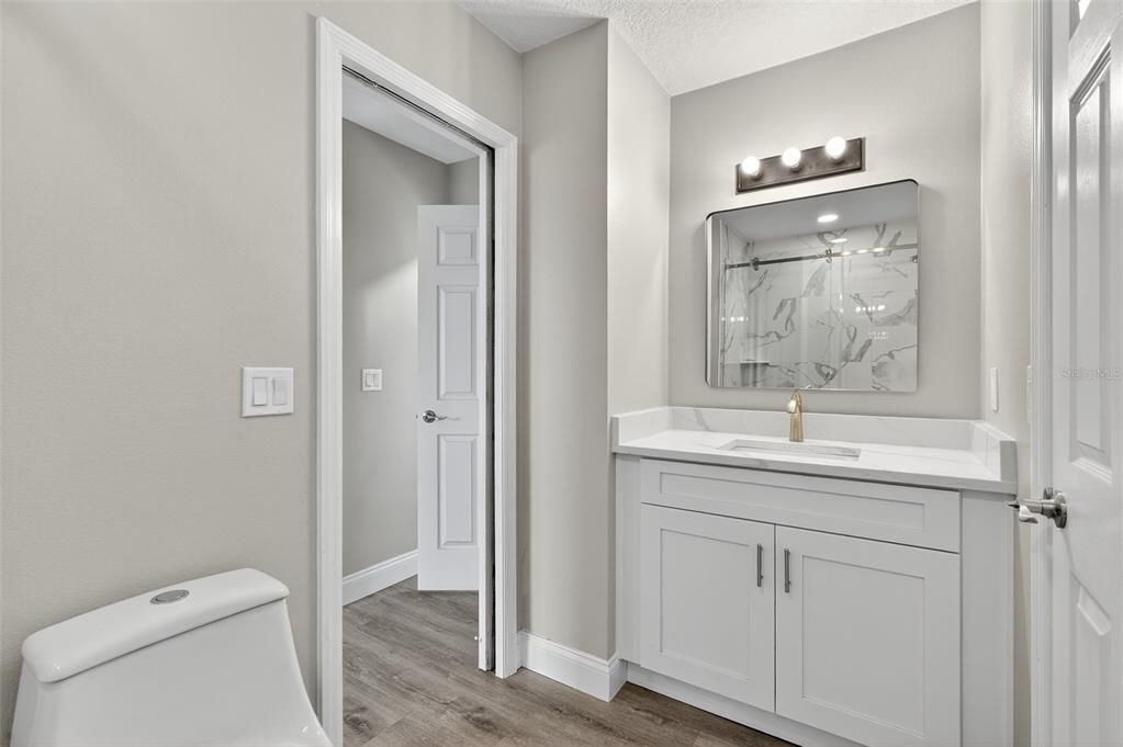 待售: $875,000 (3 贝兹, 2 浴室, 2212 平方英尺)