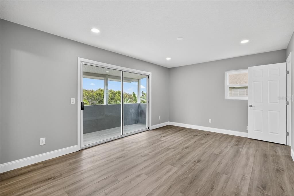 待售: $875,000 (3 贝兹, 2 浴室, 2212 平方英尺)