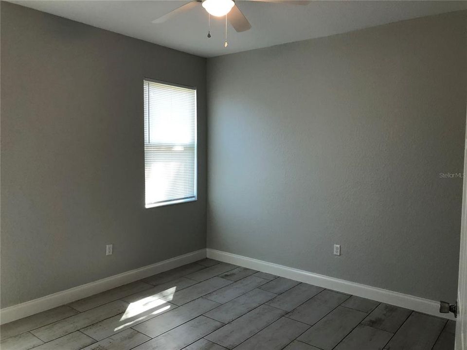 For Rent: $1,650 (4 beds, 2 baths, 1300 Square Feet)