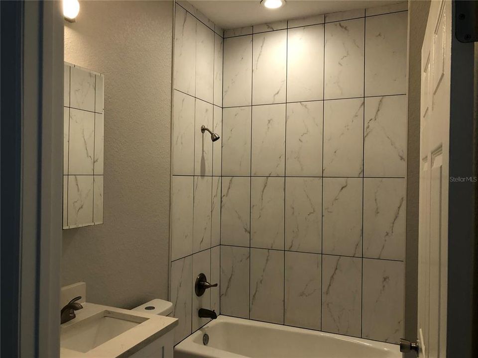 For Rent: $1,650 (4 beds, 2 baths, 1300 Square Feet)