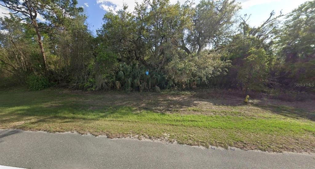 For Sale: $274,999 (5.57 acres)