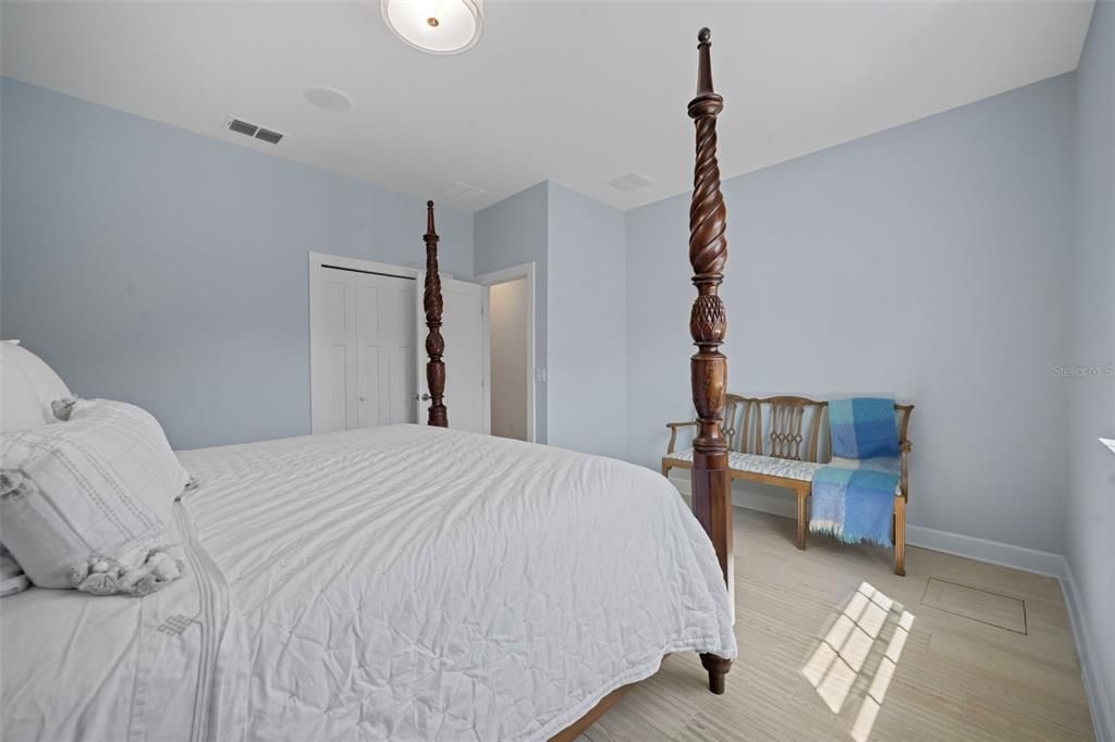 На продажу: $1,999,000 (5 спален, 3 ванн, 3423 Квадратных фут)