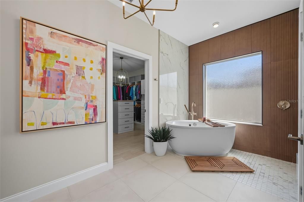 На продажу: $1,999,000 (5 спален, 3 ванн, 3423 Квадратных фут)