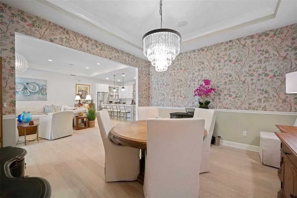 На продажу: $1,999,000 (5 спален, 3 ванн, 3423 Квадратных фут)