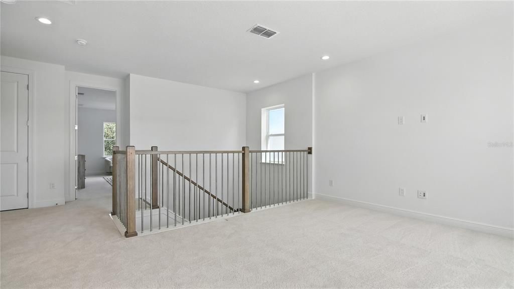 En Venta: $619,000 (3 camas, 3 baños, 2800 Pies cuadrados)