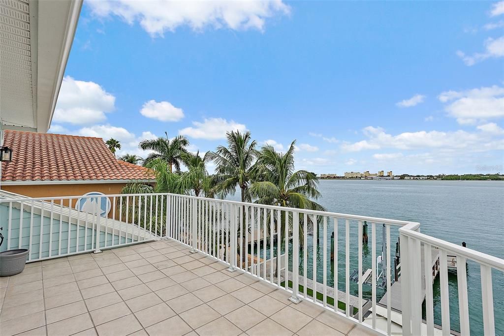 Active With Contract: $1,750,000 (4 beds, 3 baths, 2439 Square Feet)