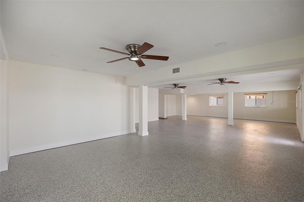 Active With Contract: $1,750,000 (4 beds, 3 baths, 2439 Square Feet)