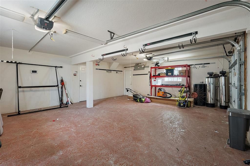 Active With Contract: $1,750,000 (4 beds, 3 baths, 2439 Square Feet)