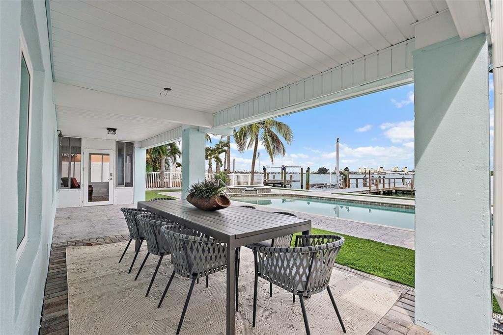 Active With Contract: $1,750,000 (4 beds, 3 baths, 2439 Square Feet)