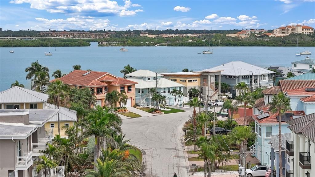 Active With Contract: $1,750,000 (4 beds, 3 baths, 2439 Square Feet)