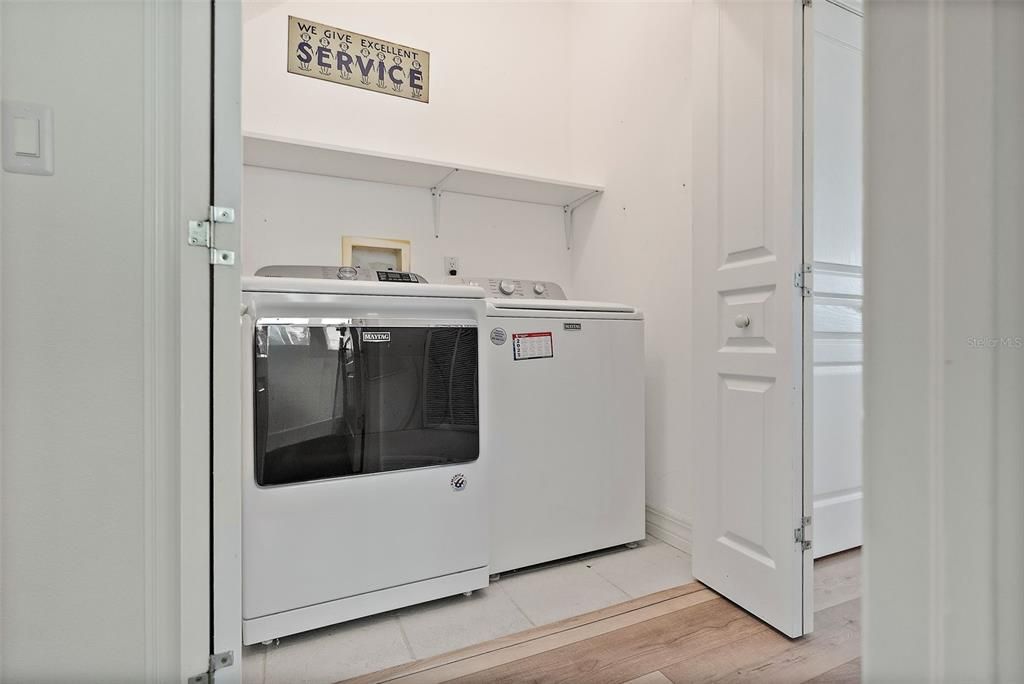 Active With Contract: $1,750,000 (4 beds, 3 baths, 2439 Square Feet)