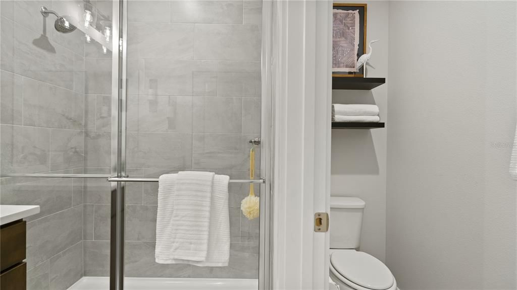 Activo con contrato: $299,990 (3 camas, 2 baños, 1480 Pies cuadrados)