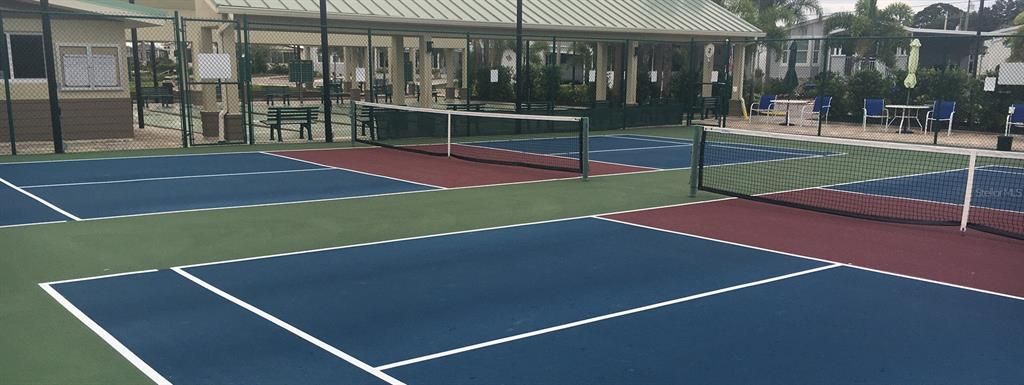 待售: $95,000 (0.07 acres)