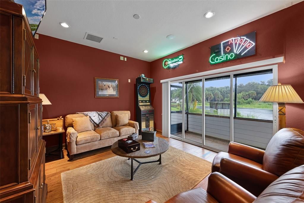 For Sale: $425,000 (3 beds, 2 baths, 2244 Square Feet)