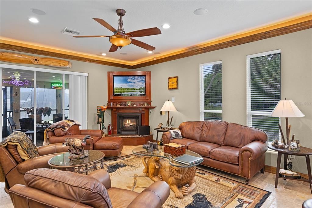 For Sale: $425,000 (3 beds, 2 baths, 2244 Square Feet)