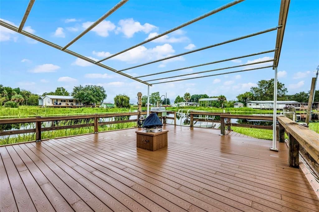 For Sale: $425,000 (3 beds, 2 baths, 2244 Square Feet)