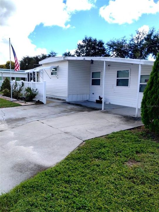 На продажу: $165,000 (2 спален, 1 ванн, 684 Квадратных фут)