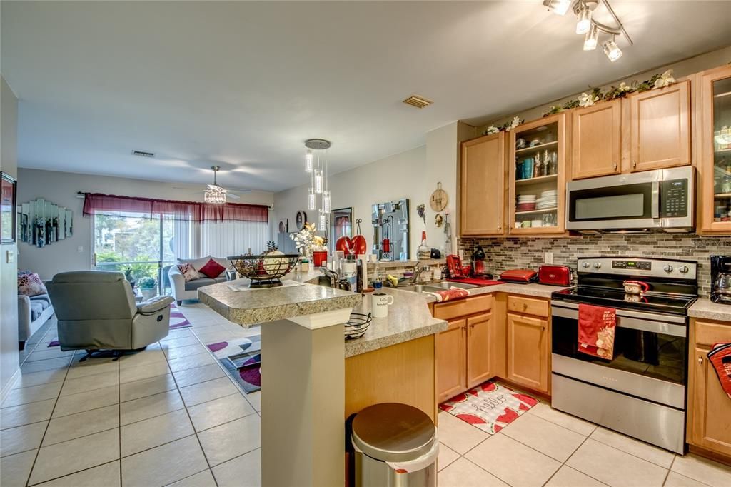 For Sale: $265,000 (3 beds, 2 baths, 1520 Square Feet)