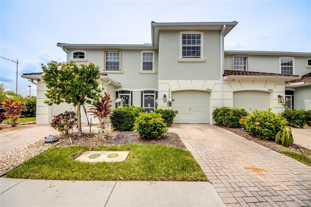 For Sale: $265,000 (3 beds, 2 baths, 1520 Square Feet)