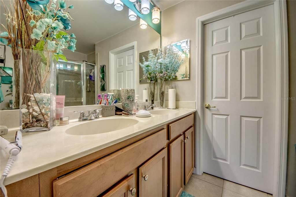 For Sale: $265,000 (3 beds, 2 baths, 1520 Square Feet)