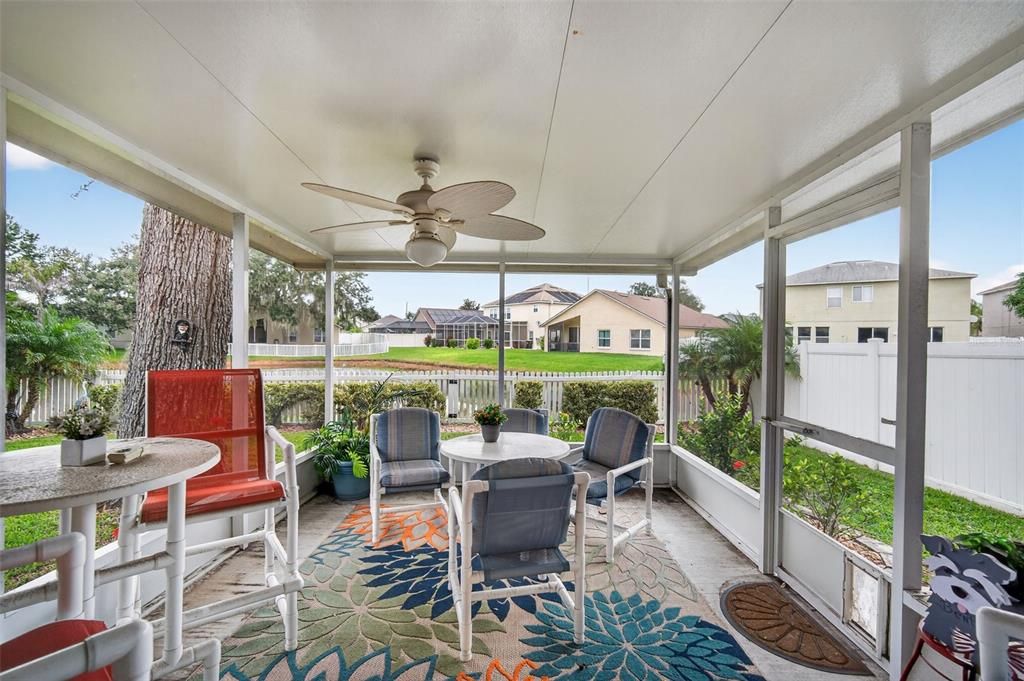 На продажу: $289,000 (3 спален, 2 ванн, 1695 Квадратных фут)