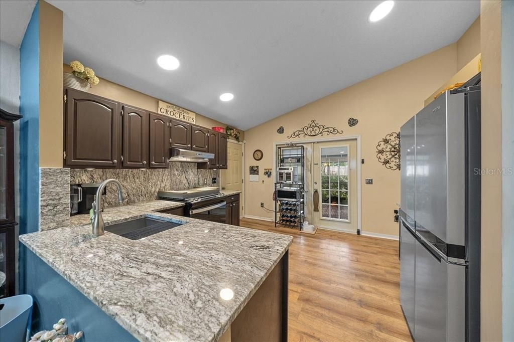 En Venta: $279,900 (3 camas, 2 baños, 1237 Pies cuadrados)