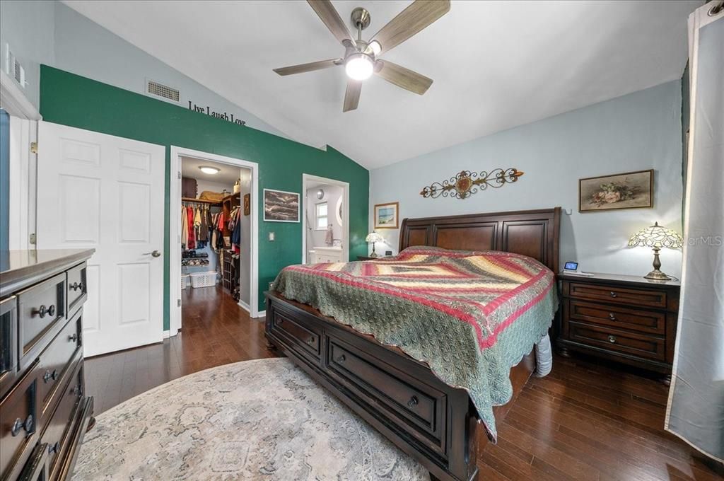 En Venta: $279,900 (3 camas, 2 baños, 1237 Pies cuadrados)