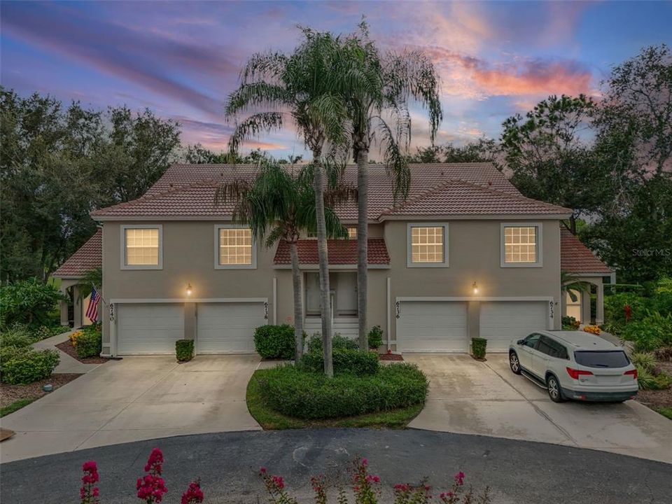 Active With Contract: $225,000 (2 beds, 2 baths, 1346 Square Feet)