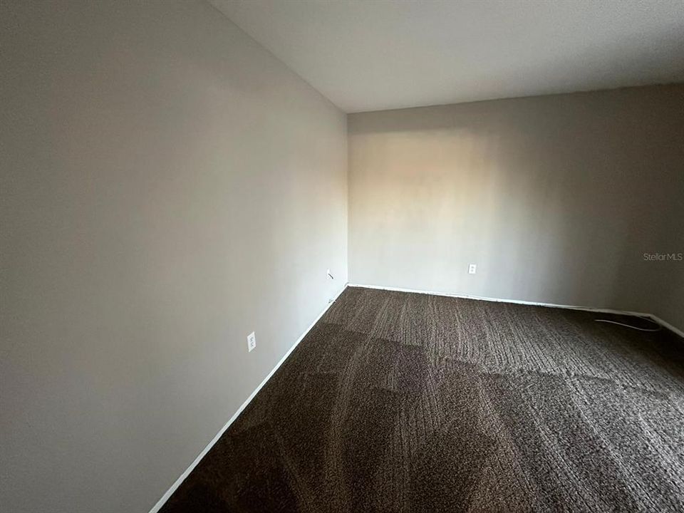 For Sale: $115,000 (1 beds, 1 baths, 650 Square Feet)