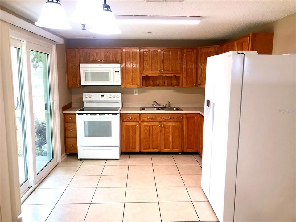 En Renta: $1,700 (3 camas, 1 baños, 1102 Pies cuadrados)