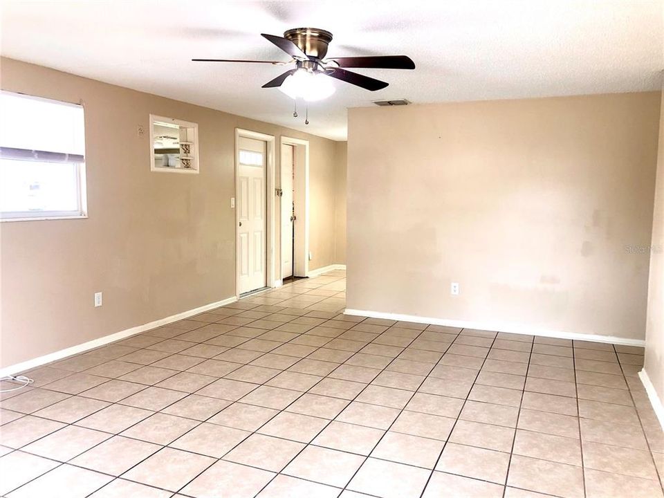 En Renta: $1,700 (3 camas, 1 baños, 1102 Pies cuadrados)