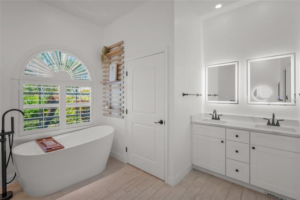 For Sale: $1,149,990 (4 beds, 3 baths, 2685 Square Feet)