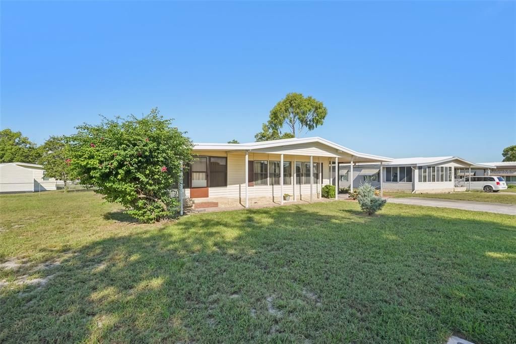 Под контрактом: $162,000 (2 спален, 2 ванн, 1125 Квадратных фут)