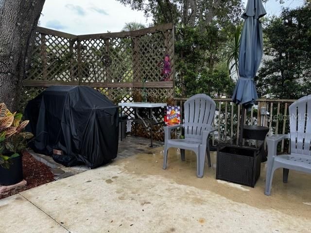 待售: $149,900 (0.06 acres)