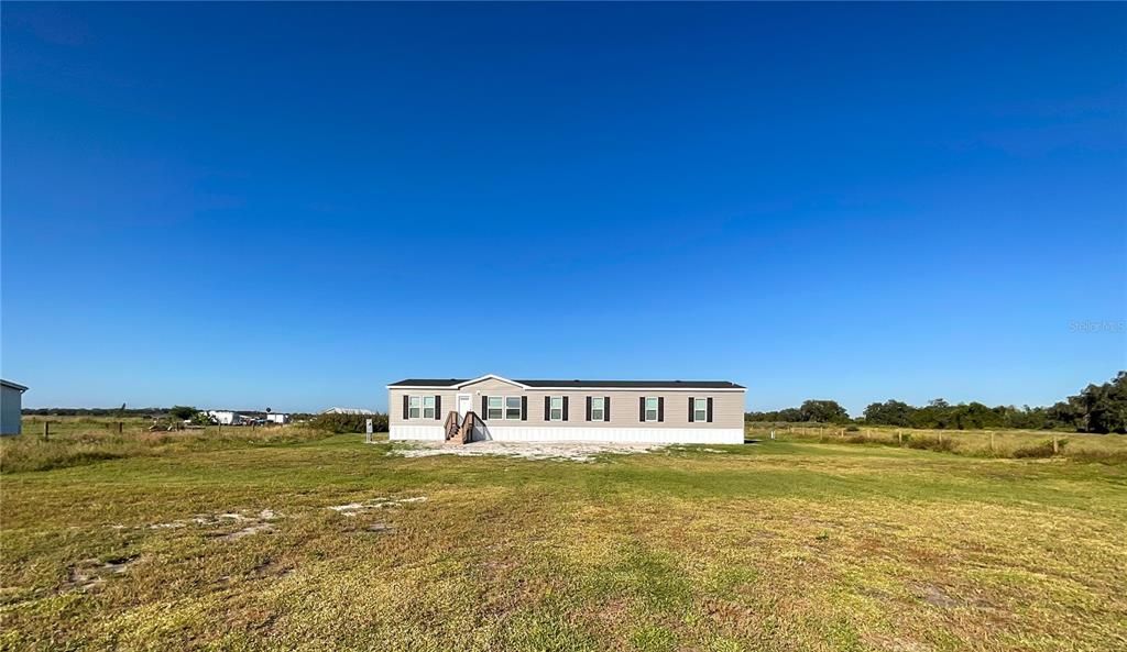 For Sale: $379,900 (4 beds, 3 baths, 2440 Square Feet)