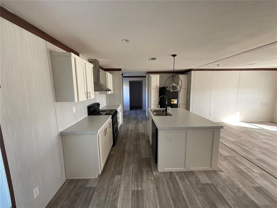 For Sale: $379,900 (4 beds, 3 baths, 2440 Square Feet)