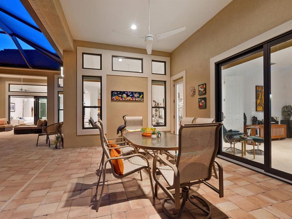 На продажу: $1,399,900 (3 спален, 3 ванн, 3026 Квадратных фут)