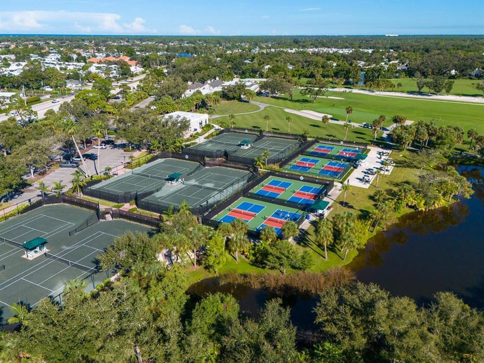 На продажу: $1,399,900 (3 спален, 3 ванн, 3026 Квадратных фут)