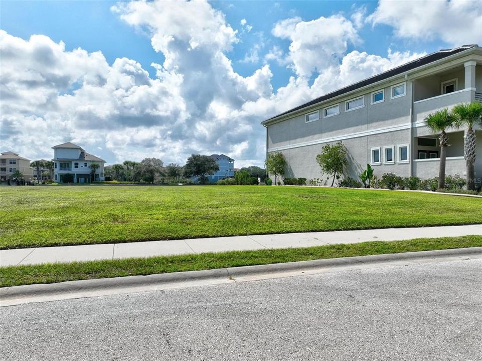 For Sale: $220,000 (0.13 acres)