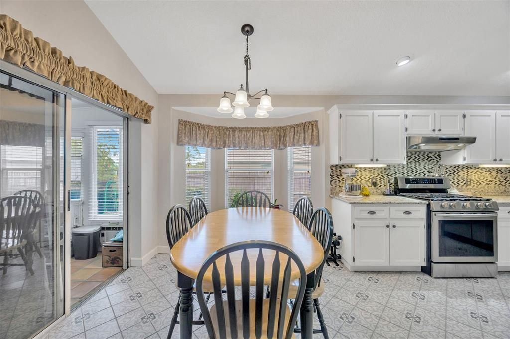 For Rent: $2,300 (3 beds, 2 baths, 1616 Square Feet)