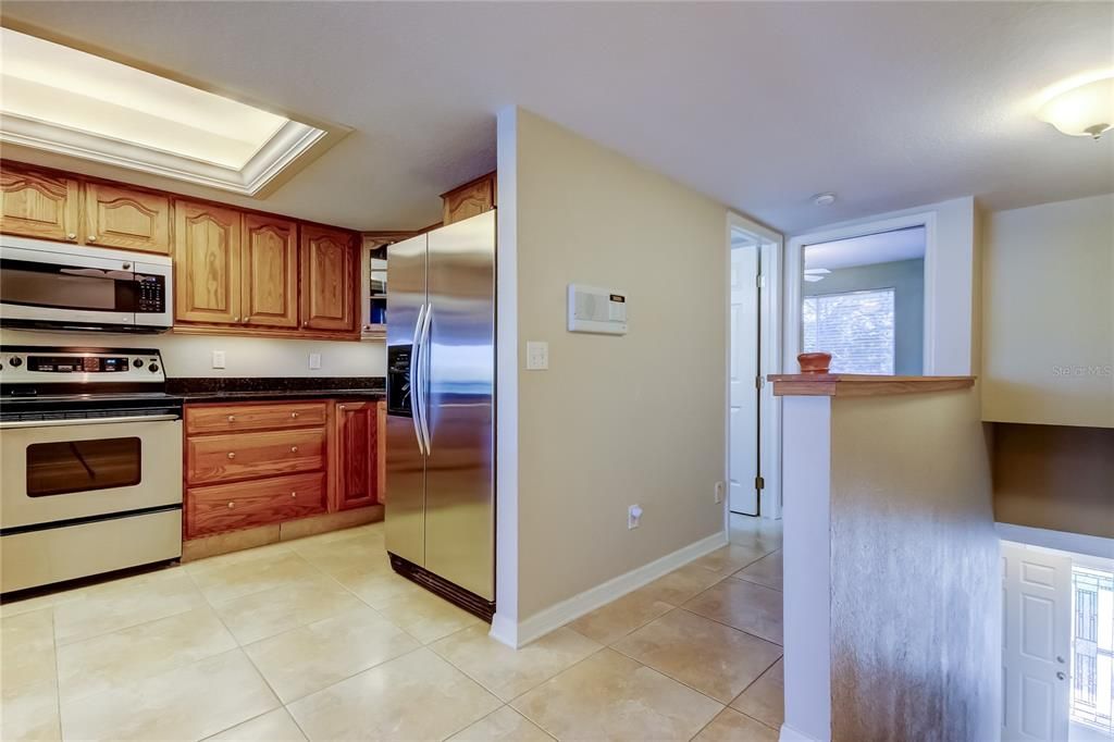 На продажу: $445,000 (3 спален, 3 ванн, 1749 Квадратных фут)