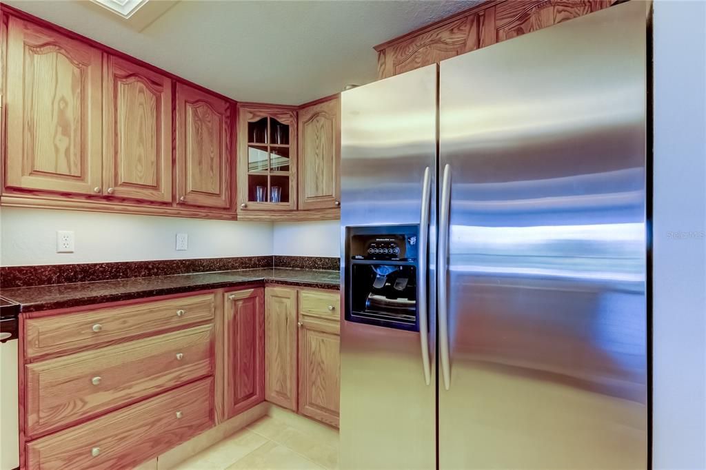 На продажу: $445,000 (3 спален, 3 ванн, 1749 Квадратных фут)